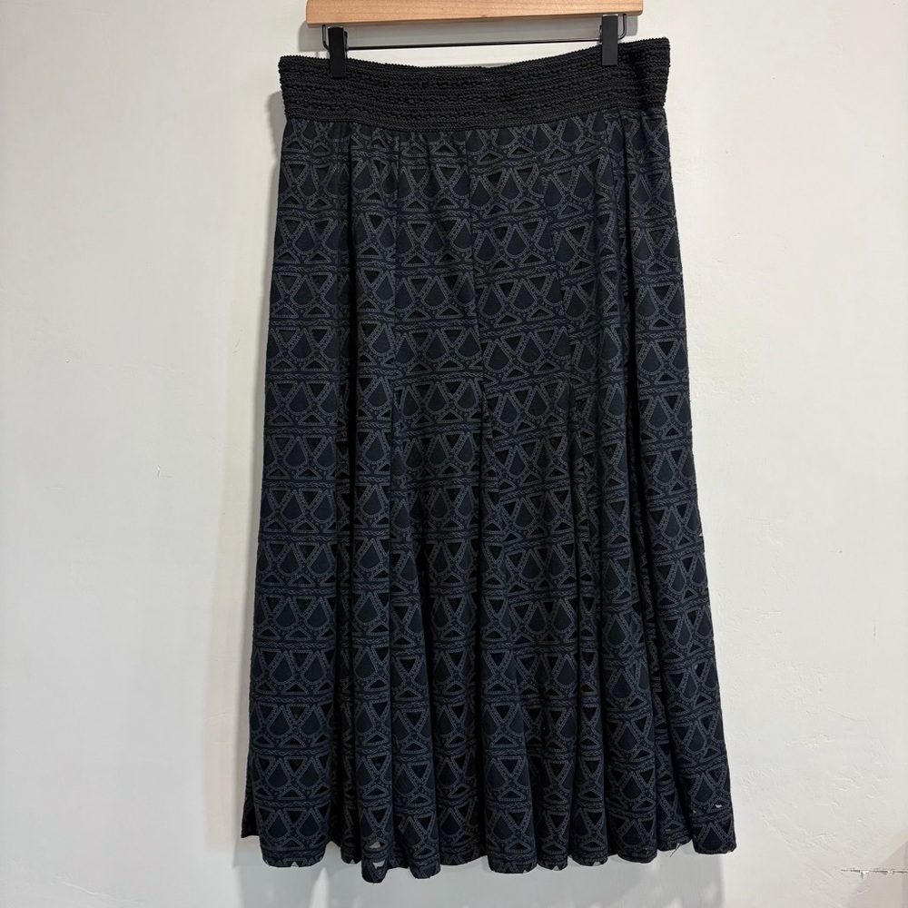 Lapis Pull On Waist Geometric Midi Skirt - Picture 2 of 11